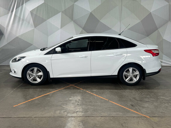 2013 Ford Focus III, белый, 650000 рублей - вид 7