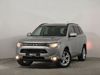 Mitsubishi Outlander III