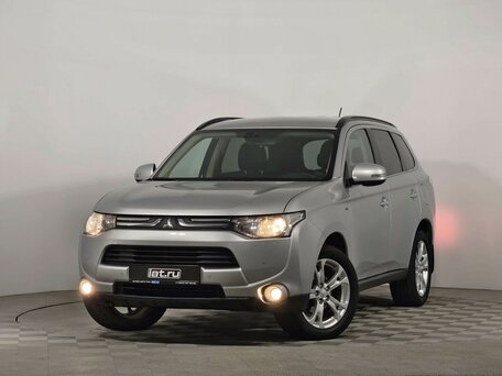 Mitsubishi Outlander III
