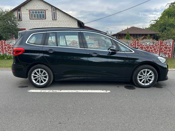 2021 BMW 2 серии Gran Tourer Gran Tourer 216d F46 Рестайлинг, чёрный, 1610000 рублей - вид 3
