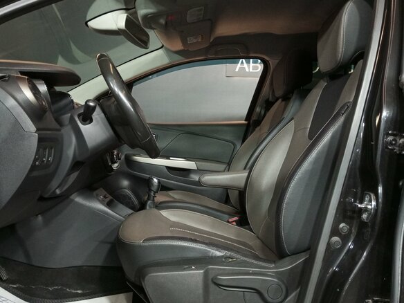 2017 Renault Kaptur I, чёрный - вид 6