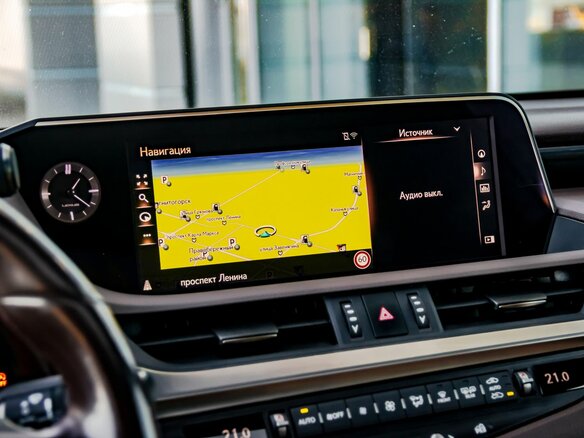 2021 Lexus ES 250 VII, белый, 3180000 рублей - вид 23