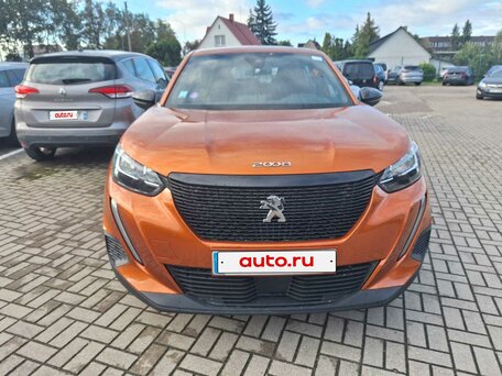 2023 Peugeot 2008 8AT II, оранжевый, 1699000 рублей, вид 2