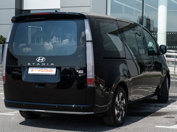 2026 Hyundai Staria I, чёрный, 10750000 рублей - вид 3