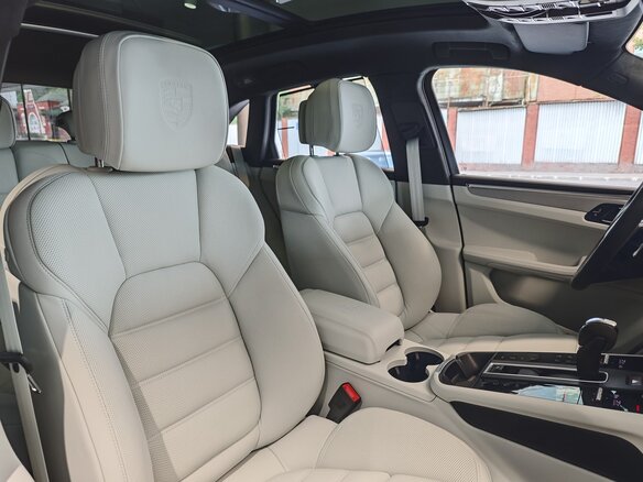 2026 Porsche Macan I Рестайлинг 2, серый, 14490000 рублей - вид 23