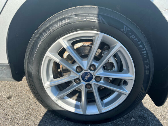 2018 Ford Focus III Рестайлинг, серебристый, 1190000 рублей - вид 11