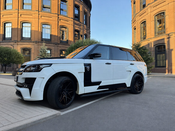 2017 Land Rover Range Rover Long IV, белый, 5190000 рублей