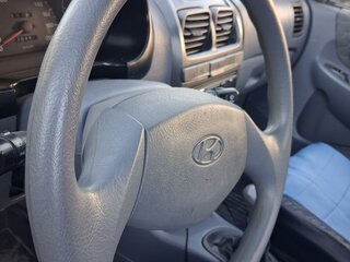 2005 Hyundai Accent ТагАЗ II, серебристый, 325000 рублей, вид 4