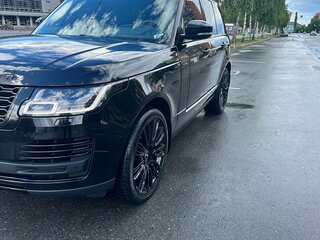 2018 Land Rover Range Rover IV Рестайлинг, чёрный, 5900000 рублей, вид 1