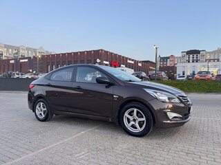 2015 Hyundai Solaris I Рестайлинг, коричневый, 1250000 рублей, вид 4
