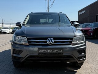 2020 Volkswagen Tiguan Allspace II, серый, 2379990 рублей, вид 2
