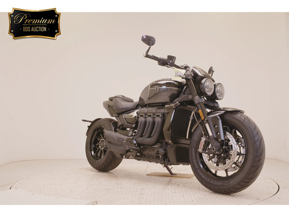 2025 Triumph Rocket III, чёрный, 2670000 рублей - вид 2