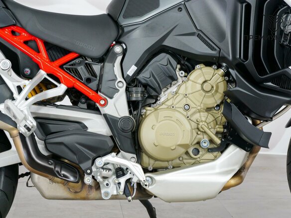 2024 Ducati Multistrada V4, серый, 2135000 рублей - вид 9