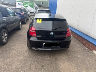 2010 BMW 1 серии 118i I (E81/E82/E87/E88) Рестайлинг, чёрный, 750000 рублей, вид 1