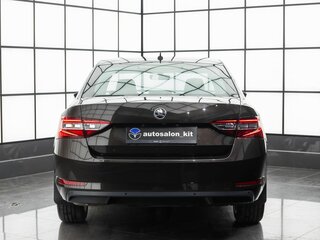 2017 Skoda Superb III, коричневый, 1890000 рублей, вид 4