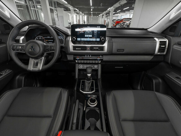 2026 Mitsubishi L200 VI, чёрный, 5700000 рублей - вид 9