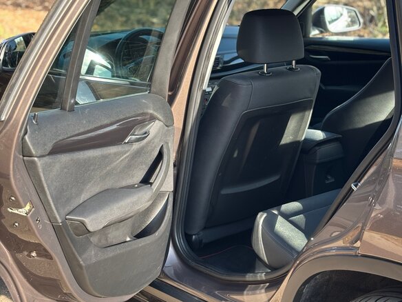 2013 BMW X1 20i I (E84) Рестайлинг, коричневый, 1495000 рублей - вид 11
