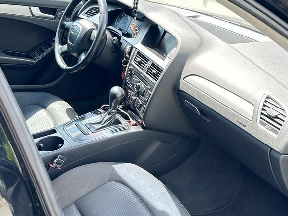 2011 Audi A4 IV (B8), чёрный, 950000 рублей - вид 8