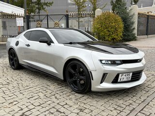 2018 Chevrolet Camaro VI, серый, 2350000 рублей, вид 2