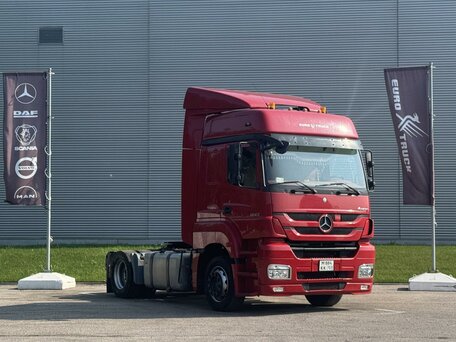 2013 Mercedes-Benz Axor, красный, 2100000 рублей, вид 1