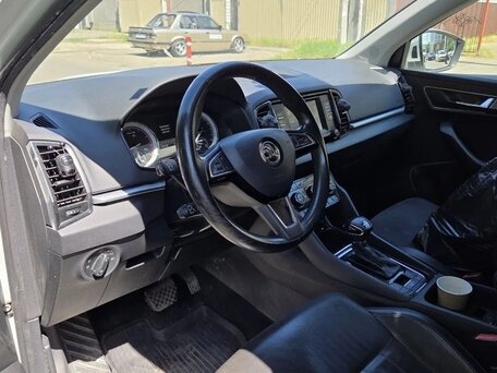 2020 Skoda Karoq I, белый, 1540000 рублей, вид 4