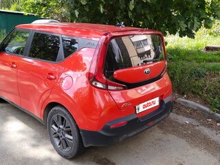 2019 Kia Soul III, красный, 1380000 рублей, вид 3