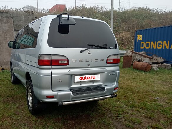 2004 Mitsubishi Delica IV, серебристый, 1600000 рублей - вид 6