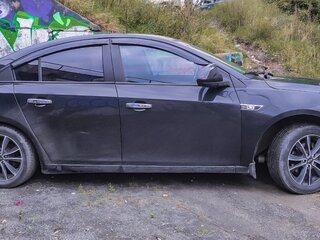 2011 Chevrolet Cruze I, чёрный, 450000 рублей, вид 4