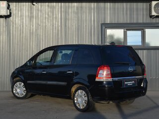 2011 Opel Zafira B Рестайлинг, чёрный, 599888 рублей, вид 4