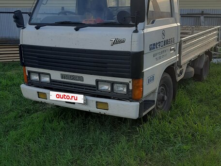 1989 Mazda Titan, белый, 850000 рублей, вид 2