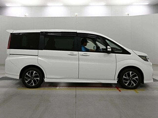 2022 Honda Stepwgn Spada V Рестайлинг, белый, 2130000 рублей, вид 3