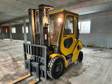 2021 Komatsu FD, жёлтый, 1470000 рублей, вид 2