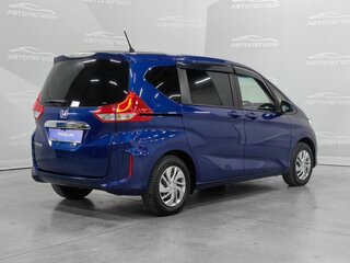 2019 Honda Freed II Рестайлинг, синий, 1500000 рублей, вид 5