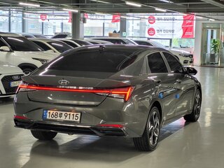 2023 Hyundai Avante VII, серый, 1799000 рублей, вид 4