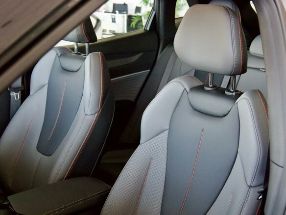 2026 Geely Cityray, серый, 2954990 рублей - вид 20