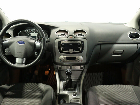 2010 Ford Focus II Рестайлинг, чёрный, 619000 рублей - вид 11