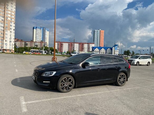 2013 Volvo V60 I, чёрный, 990000 рублей - вид 6