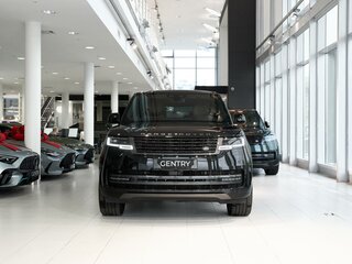 2026 Land Rover Range Rover P530 MHEV Long V, чёрный, 27000000 рублей, вид 2