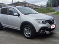 2020 Renault Sandero Stepway II Рестайлинг, серый - вид 2