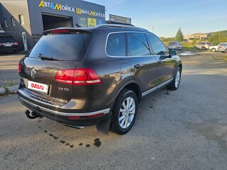 2015 Volkswagen Touareg II Рестайлинг, коричневый, 2450000 рублей, вид 5