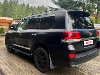 2020 Toyota Land Cruiser 200 Series Рестайлинг 2, чёрный, 8200000 рублей, вид 4