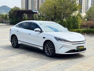 2025 BYD Qin L, белый, 1960000 рублей, вид 3
