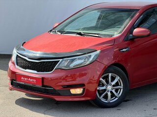 2015 Kia Rio III Рестайлинг, красный, 980000 рублей, вид 3