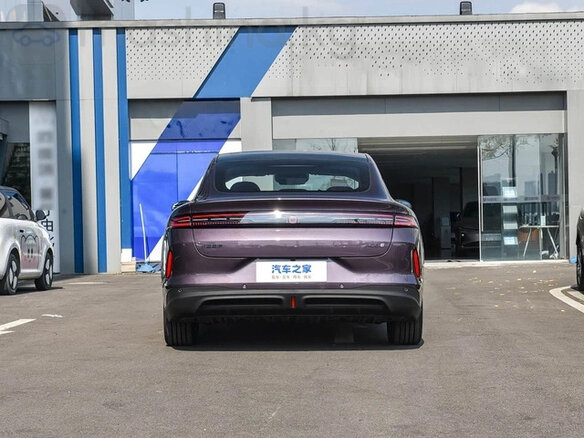 2026 Changan Qiyuan A06 28.39 kWh, фиолетовый - вид 6