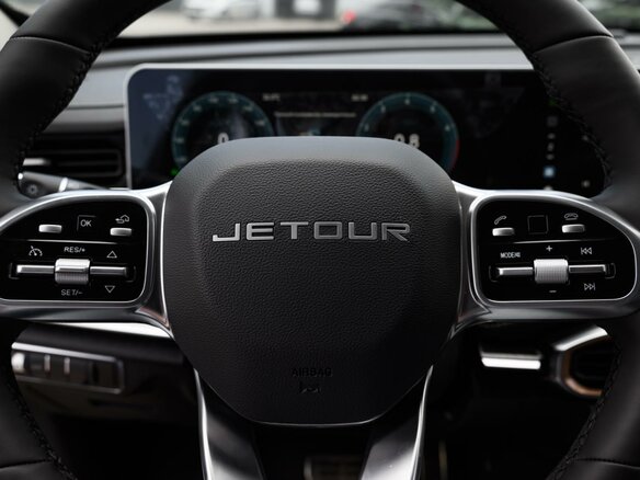 2025 Jetour X70+ I Рестайлинг, белый, 2850000 рублей - вид 19