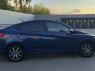 2015 Hyundai Solaris I Рестайлинг, синий, 1070000 рублей, вид 4