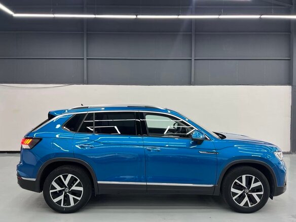 2022 Volkswagen Tayron I Рестайлинг, синий, 2650000 рублей - вид 6