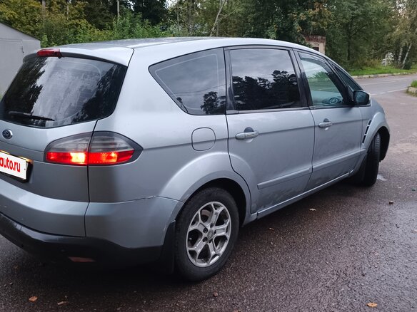 2008 Ford S-MAX I, серебристый - вид 4