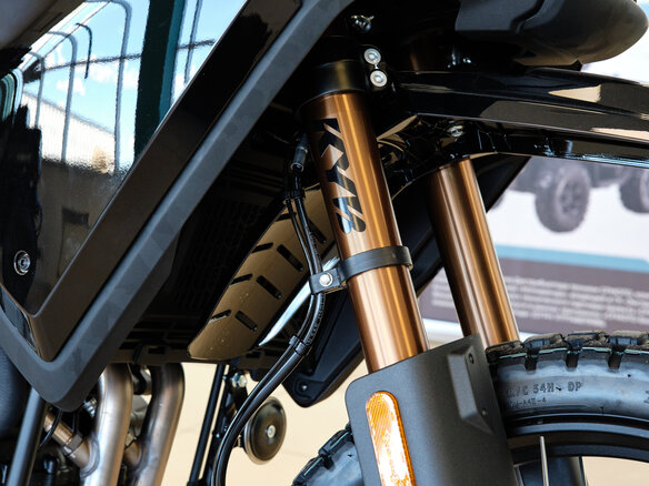 2026 CFMoto 450MT Sport, чёрный - вид 6
