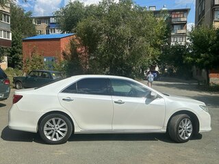 2014 Toyota Camry VII (XV50), белый, 1450000 рублей, вид 2